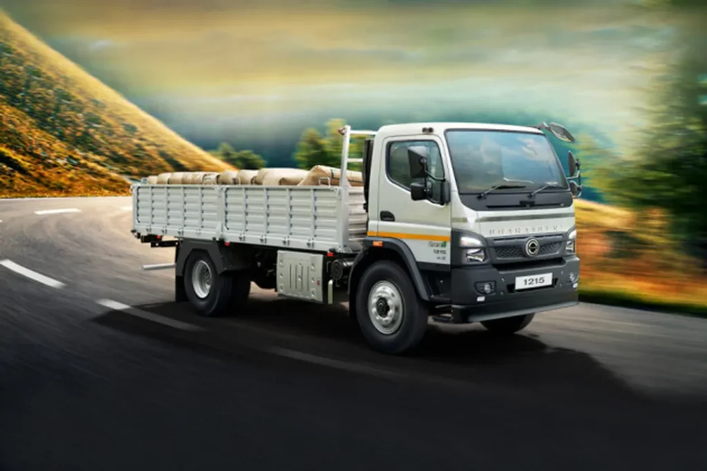 BharatBenz 1215R