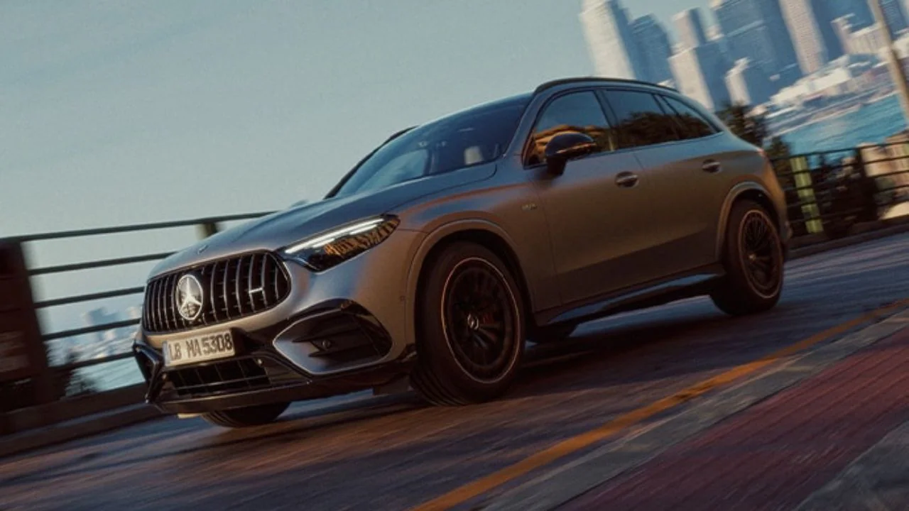 Mercedes-AMG GLC 53 Revealed with 443 HP Inline-Six Engine